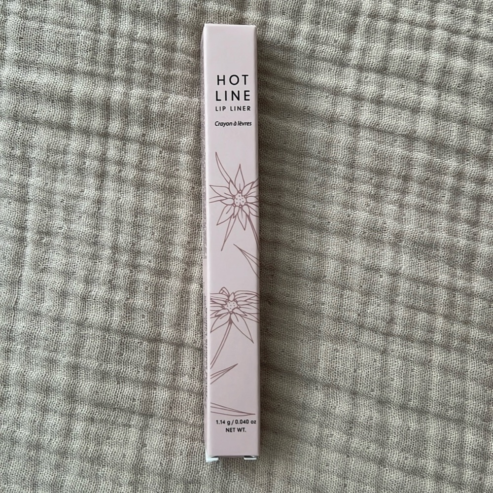 Monika Blunder Lip Liner